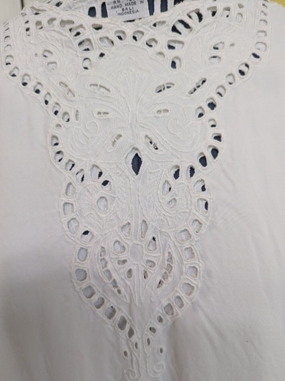 Blue Sky white Handmade cutwork blouse and matching skirt, small - Picture 3 of 7